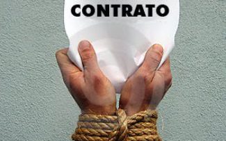 DIREITOS DO CONSUMIDOR: CONTRATO DE ADESÃO
