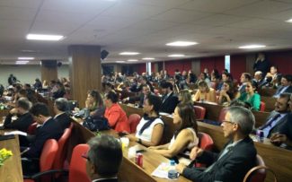 Reunião do Conselho e animais